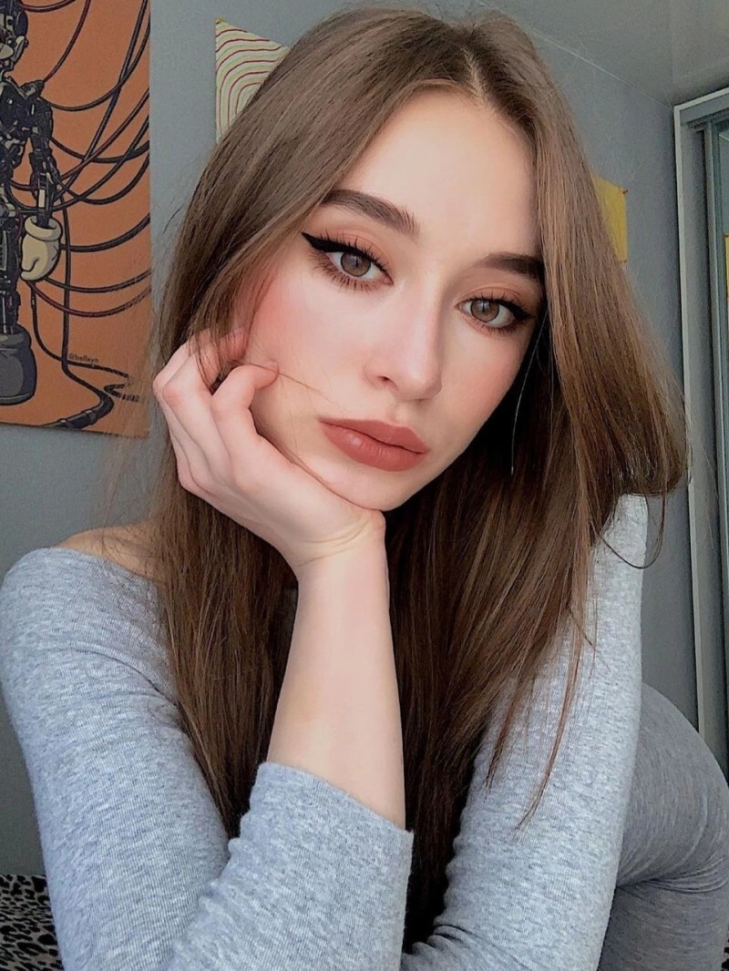Индивидуалка СПб Яна Международная, +7(911)271-65-38